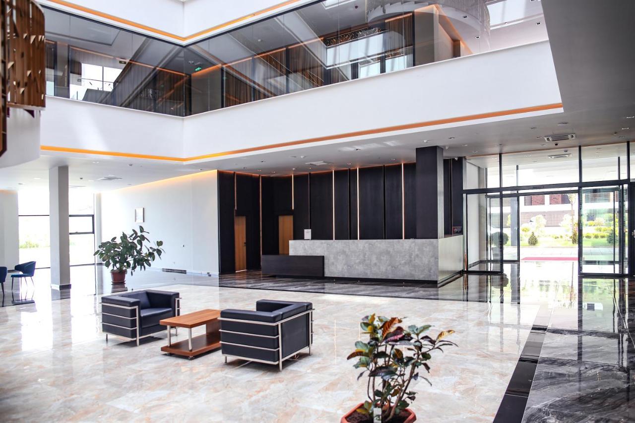 Hotel Lakeside Vermice Ngoại thất bức ảnh