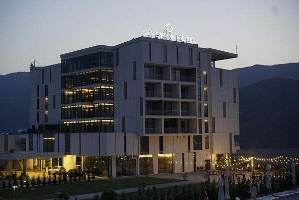 Hotel Lakeside Vermice Ngoại thất bức ảnh